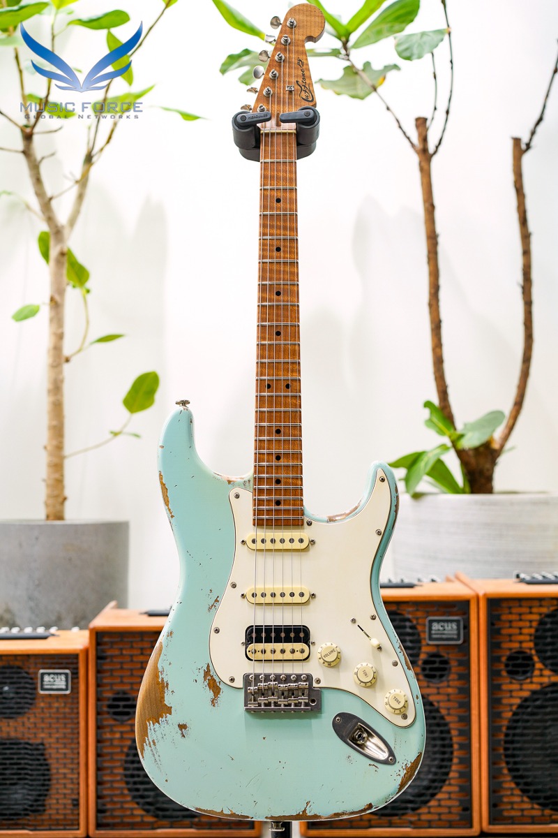 Luxxtone Choppa S Heavy Aging HSS-Sonic Blue w/Aged Parchment Pickguard &amp; 1-Piece Roasted Flame Maple Neck (2023년산/신품) - 0750