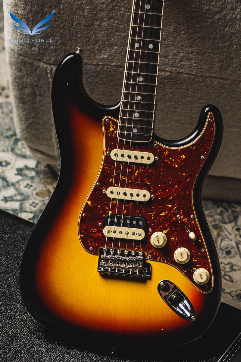 [2024 Summer Sale! (~7/31까지)] Fender Custom Shop Limited Edition 1967 Strat SSH Journeyman Relic-3 Tone Sunburst (신품) - CZ570681